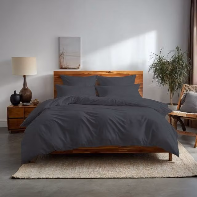 Home Sweet Home UK Plain Dyed Polycotton Duvet Cover and Pillowcase Set in Grey, Super King Size – 1