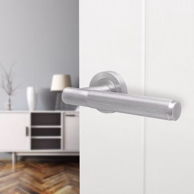 AFIT Satin Nickel Fire Door Handle, Silver Brushed Aluminium Internal Lever On Rose, W: 150 mm – 1