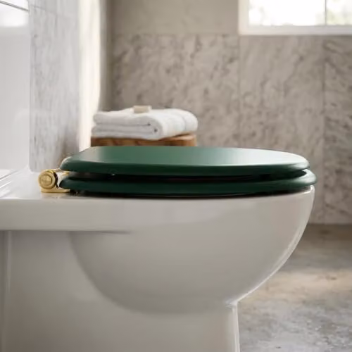 Harbour Housewares Oval Wooden Soft Close Toilet Seat in Green with Gold Hinges, W: 36.5 cm, D: 43 cm, H: 5.5 cm – 3