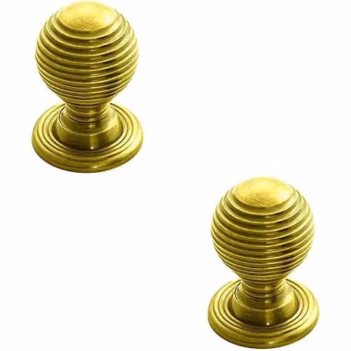 Loops 2 Pack Textured Reeded Ball Cupboard Door Knobs in Polished Brass