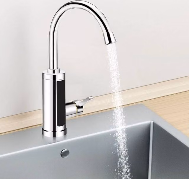 SPETLEK Instant Water Heater Faucet for Kitchen and Bathroom in Silver with Swivel Spout – 1