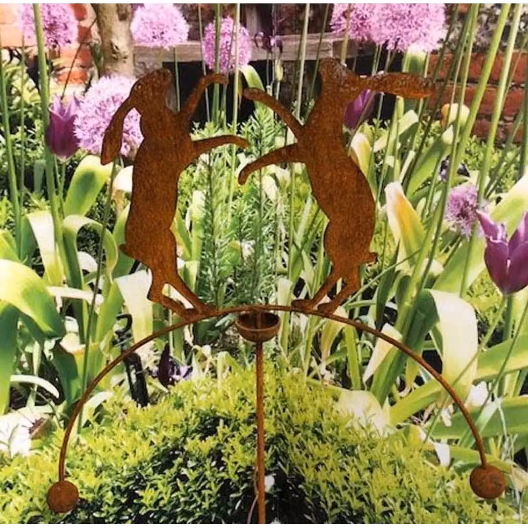 Poppyforge Boxing Hares Wind Rocker Double Steel in Brown, W54 x H148.5 cm – 2
