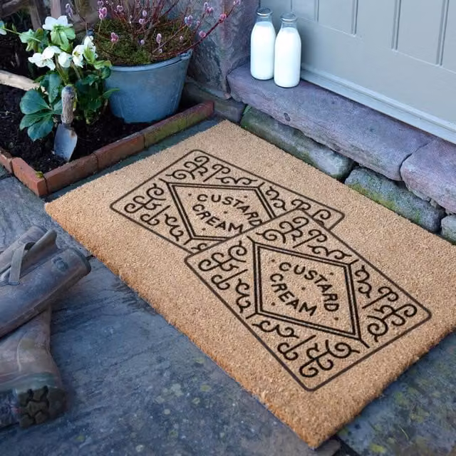 Artsy Mats Two Custard Creams Coir Doormat, Brown, W/D/H: 90 x 60 x 1 cm – 1