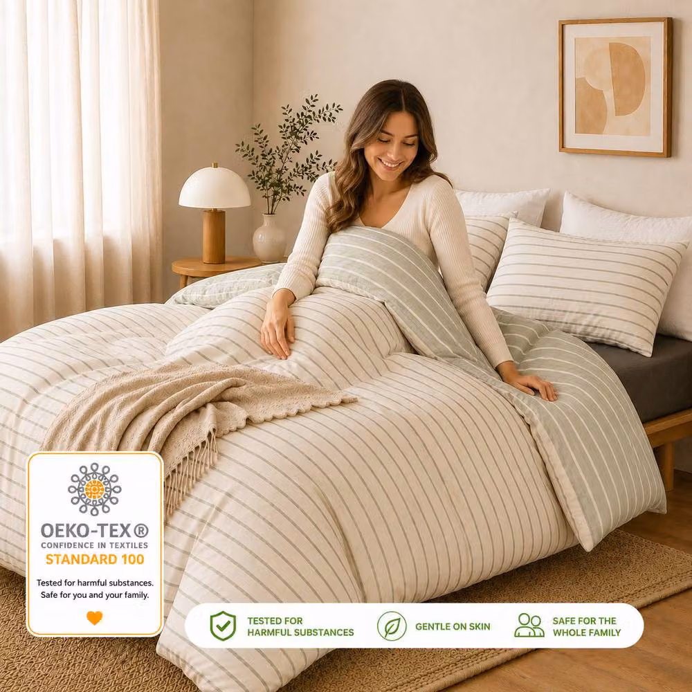 Grace Ultra Soft Reversible Microfibre Duvet Cover and Pillowcase Set in White, Super King, W/D/H: 200 x 200 cm – 3