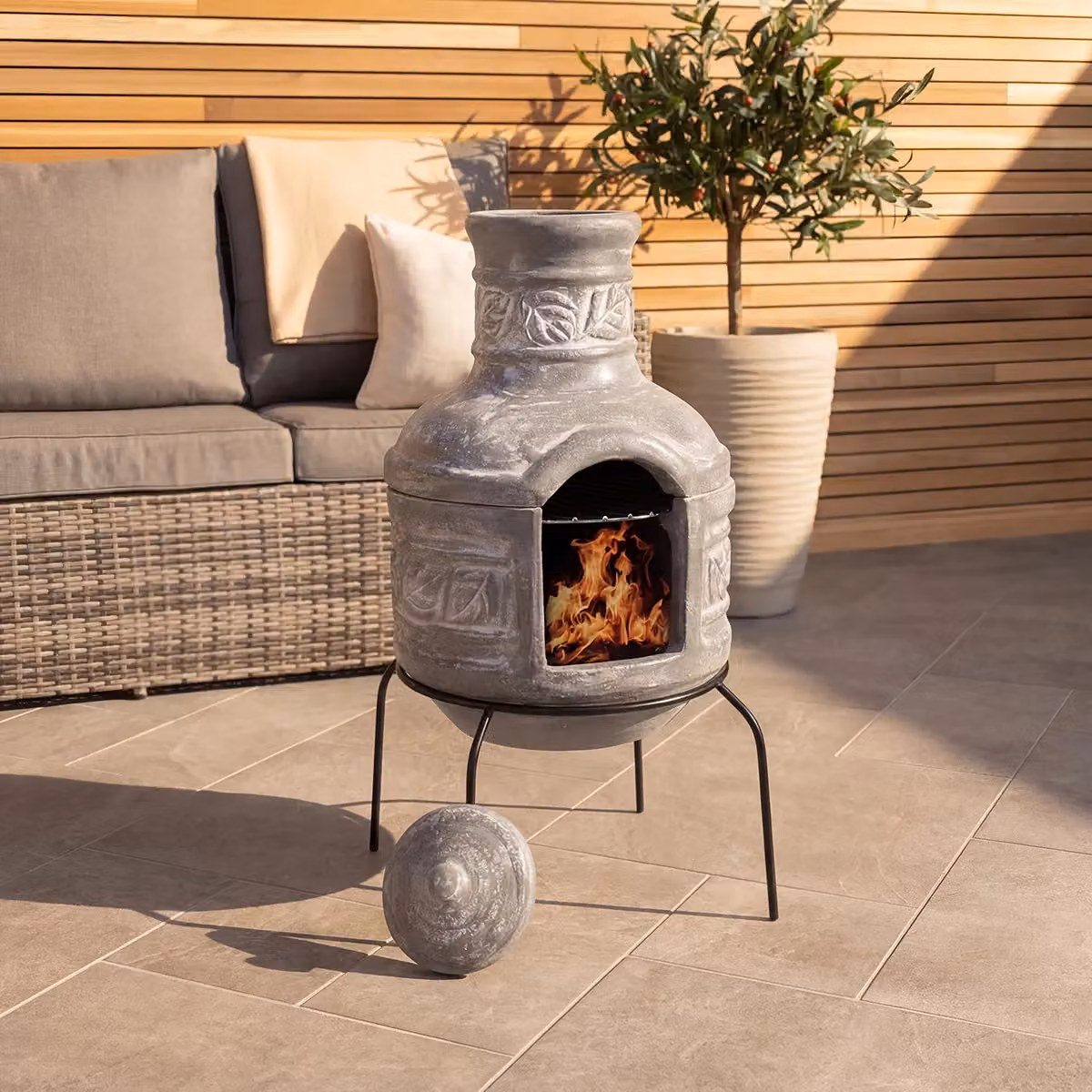 Charles Bentley Clay Chiminea BBQ Grill with Leaf Motif Rain Lid in Grey – 2