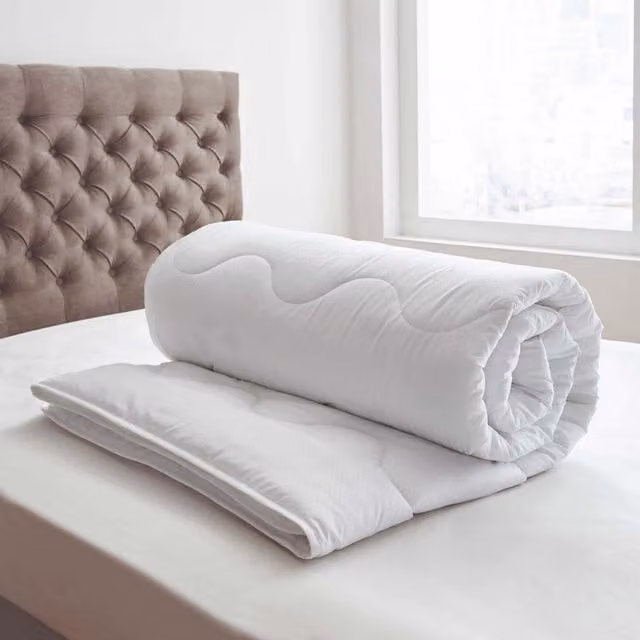 Bedeck Platinum Collection Microcheck Double Duvet, 10.5 Tog, White