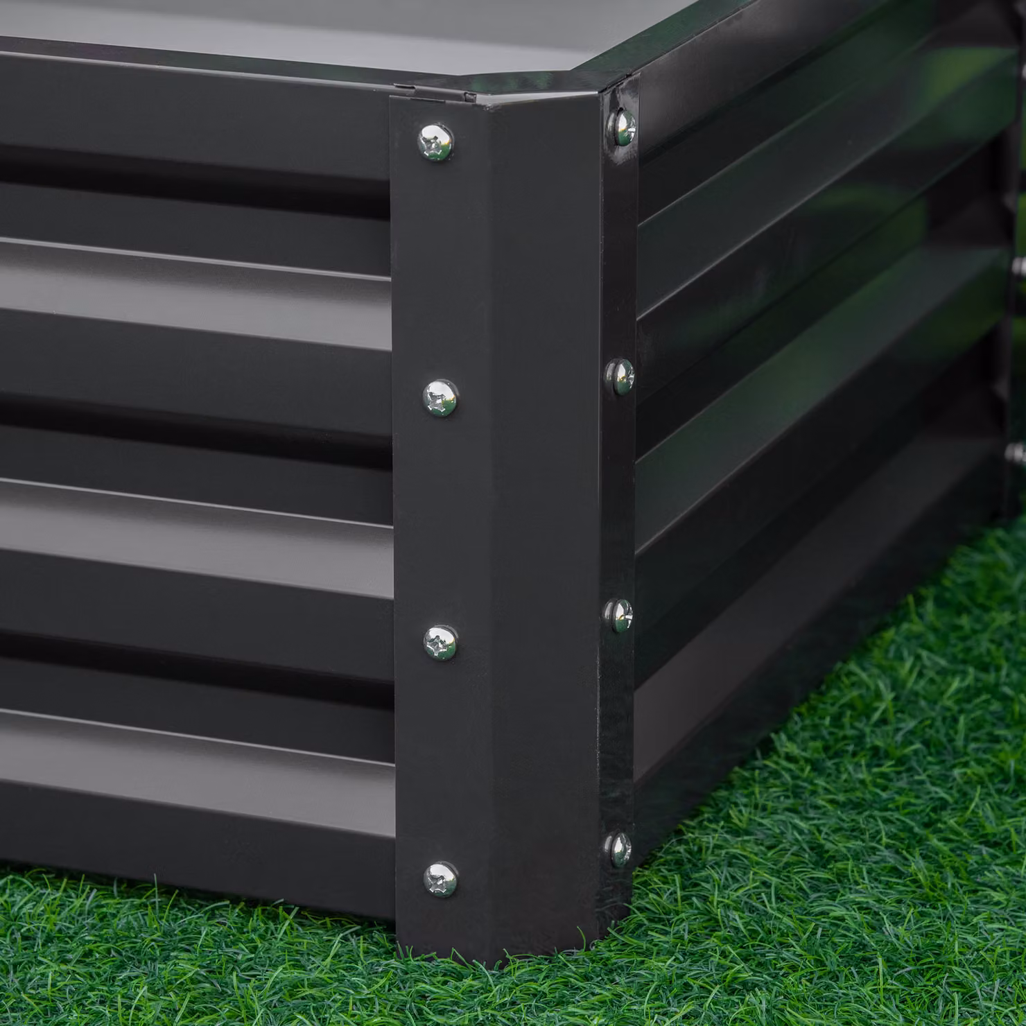 Outsunny Set of 2 Grey Galvanised Steel Raised Garden Beds for Flowers and Herbs, W: 60 cm, D: 60 cm, H: 30.5 cm – 7