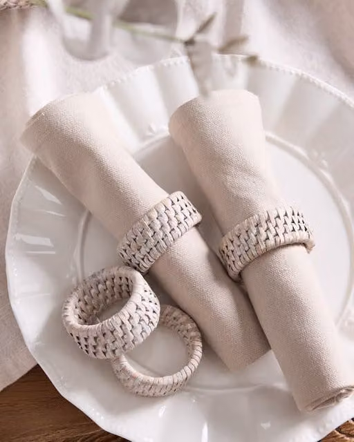 Dibor Set of 4 White Rattan Dining Table Napkin Rings in Natural