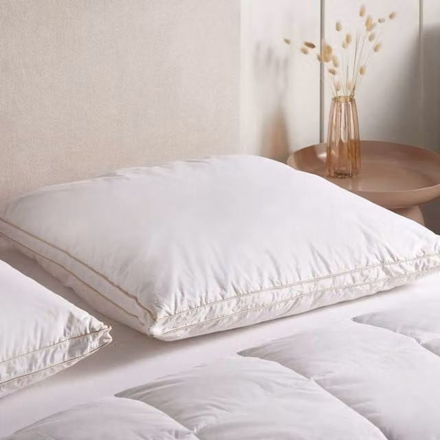 Wyld Haus Low-Profile Three-Chamber White Duck Down Pillow, W/D/H: 80 x 80 x 7 cm