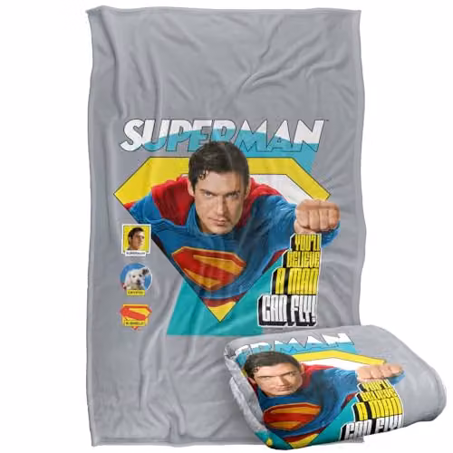 Warner Bros. Superman 2025 Comic Flight Super Soft Fleece Throw Blanket, Multicolour, W: 91.44 cm x L: 147 cm