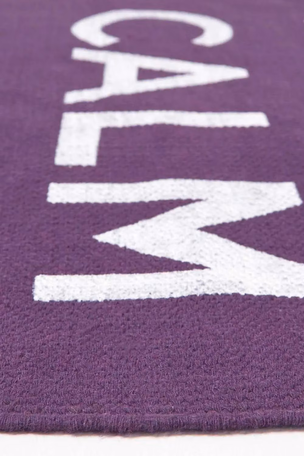 Homescapes Keep Calm & Carry On Handwoven 100% Cotton Rectangular Rug in Purple, W: 60 cm, D: 100 cm – 4