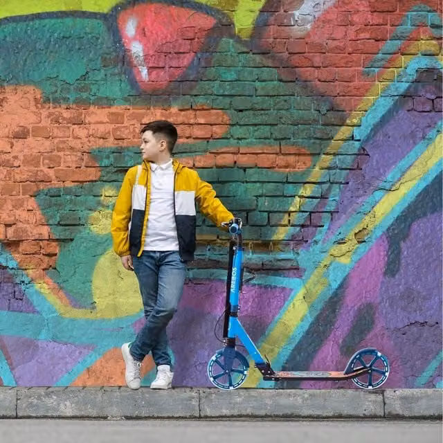 AREBOS Foldable Cityroller Scooter with LED Lights in Blue