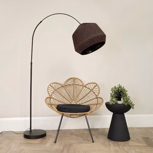 ValueLights Louis Black Arched Metal Floor Lamp with Brown Rattan Shade and Warm White LED Bulb – 2