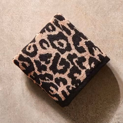 OHS Luxury Cotton Leopard Print Bath Towel, Beige/Sand, W: 70 cm, H: 115 cm