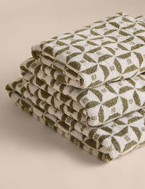 M&S Pure Cotton Geometric Tile Fern Towel in Green