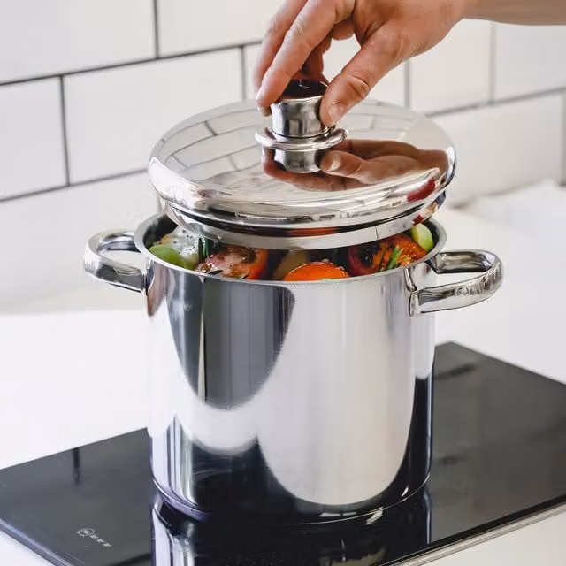 MasterClass Stainless Steel 5.5 Litre Stockpot in Grey