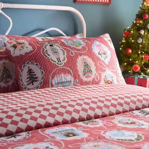 Fusion Christmas Vintage Frames Red Animal Print Duvet Cover Set, W/D/H: 260 x 220 cm – 2