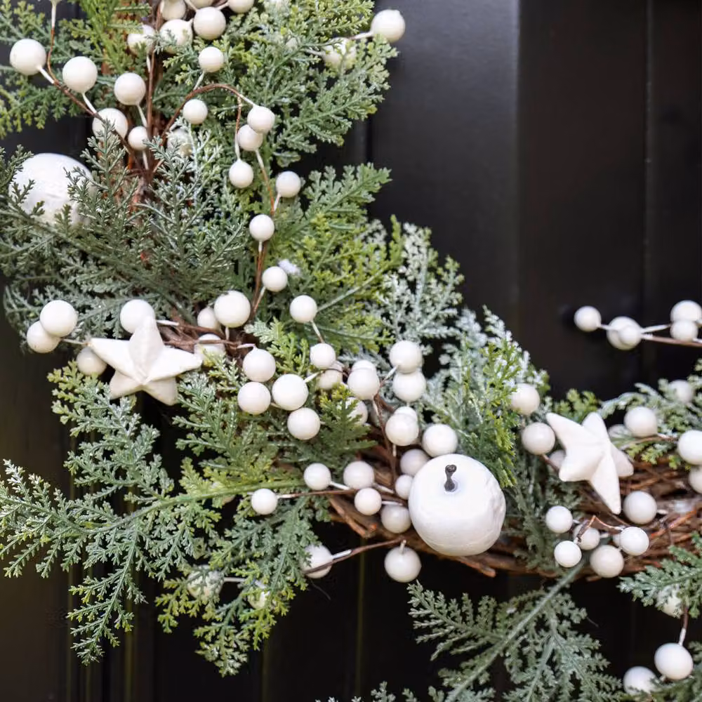 Dibor Shooting Star Christmas Wreath in White and Green, Diameter: 50 cm – 3