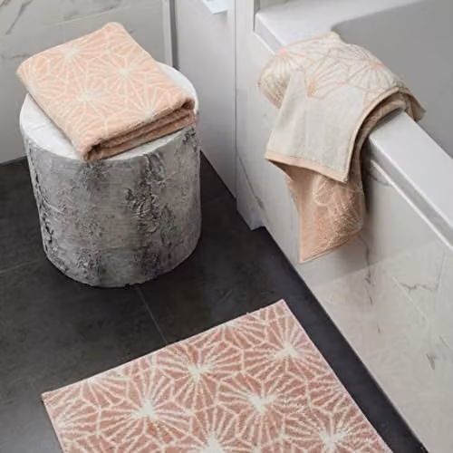 Allure Bath Fashions Geometric Design Non-Slip Microfibre Bath Mat, Pink, W: 50 cm, D: 80 cm – 2