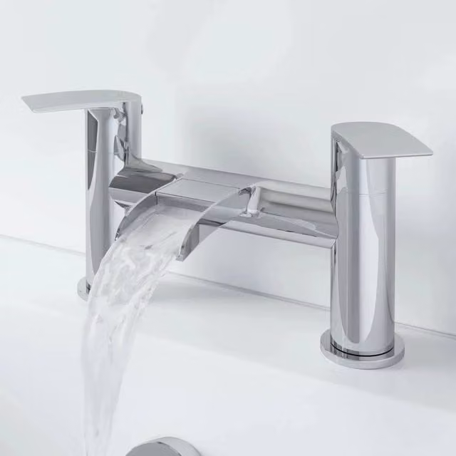 Avox Chrome Brass Waterfall Bath Mixer Tap in Silver W/D/H: 100 x 5.2 x 5.2 cm