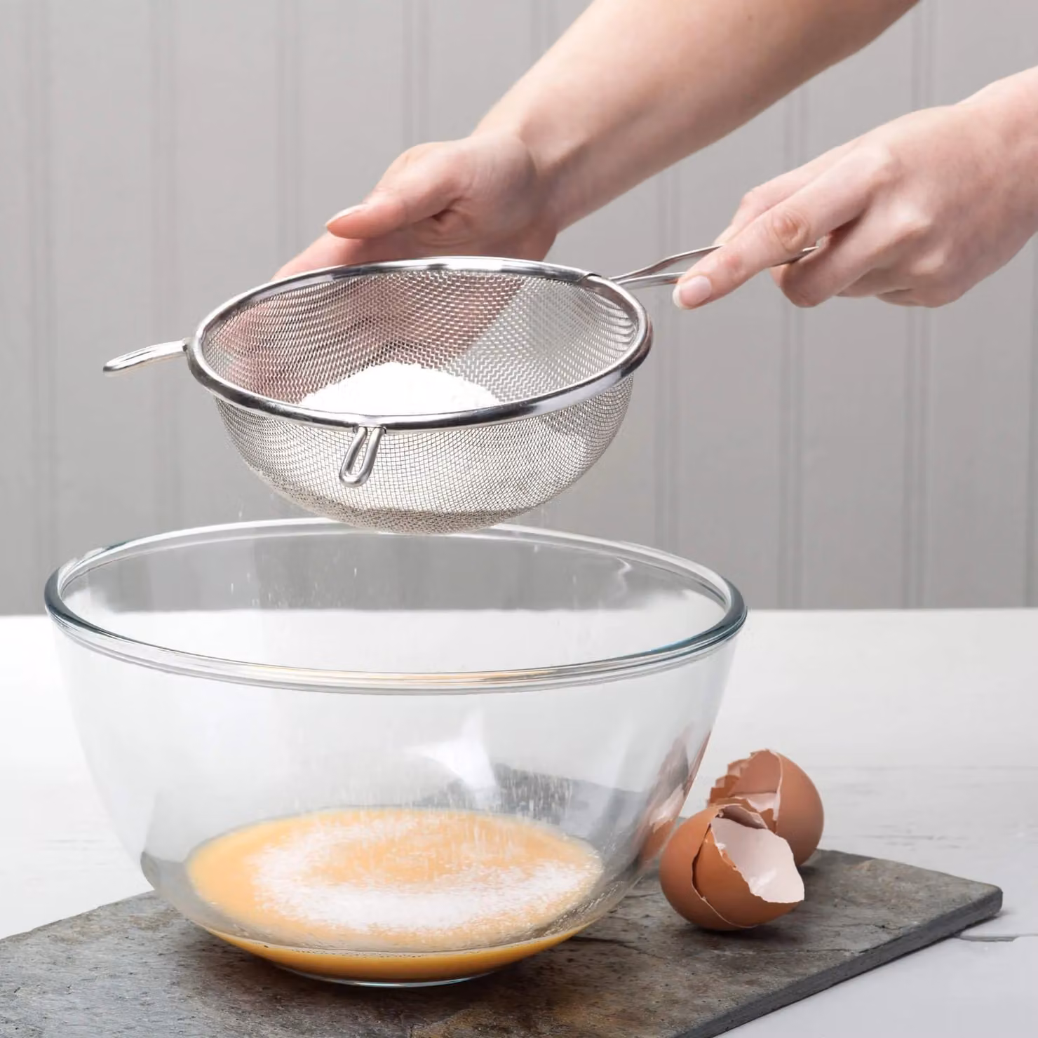 Kilo Fine Mesh Stainless Steel Round Sieve with Handles, Silver, Diameter: 16 cm – 2