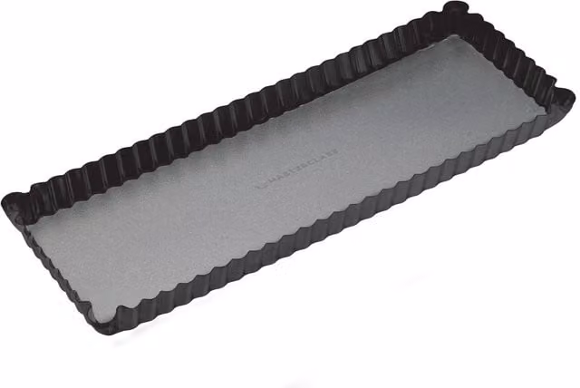 MasterClass Black Non-Stick Rectangular Fluted Loose Base Tart Tin, W: 36 cm, D: 13 cm – 1