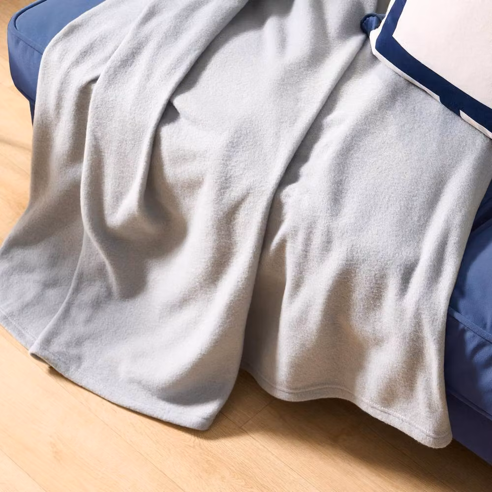 OHS Ultra Soft Polar Fleece Throw Blanket in Grey, W/D/H: 150 x 200 cm – 4