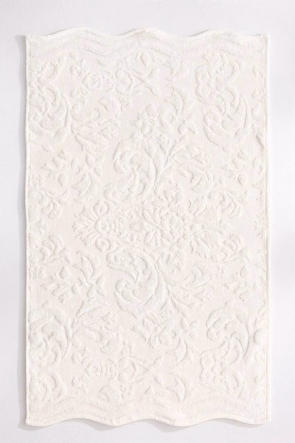Allure Bath Fashions Gracie Floral Jacquard Scalloped Cotton Towels in Beige – 1