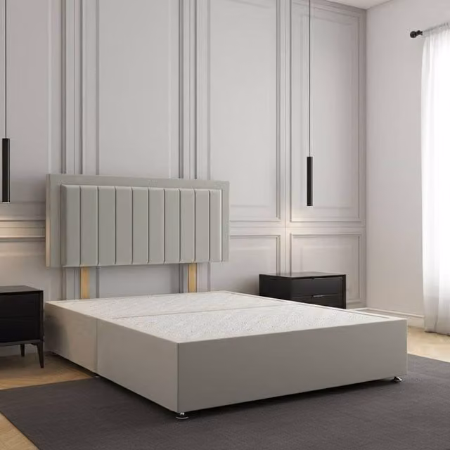 Regional Furnishings Plush Velvet Small Double Divan Bed with 24 inch Headboard in Silver, W/D/H: 120 x 200 cm