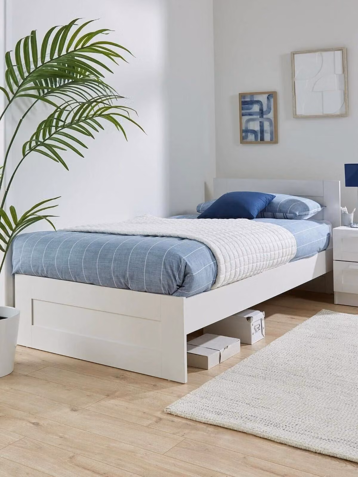 Everyday Taryn Kids Single Bed in White