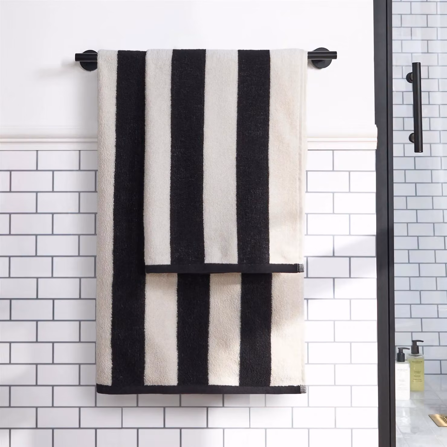 OHS 2 Pack Striped 100% Cotton Hand Towels in Black and White, W/D/H: 50 x 80 x 0.5 cm – 3