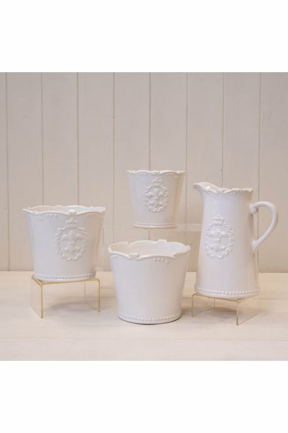 KDMD White Ceramic Fleur De Lis Jug