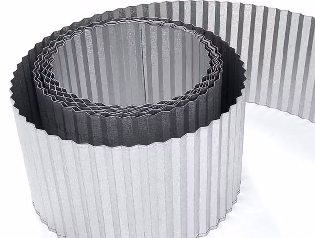 Primrose Galvanised Aluzinc Corrugated Metal Lawn Edging in Silver