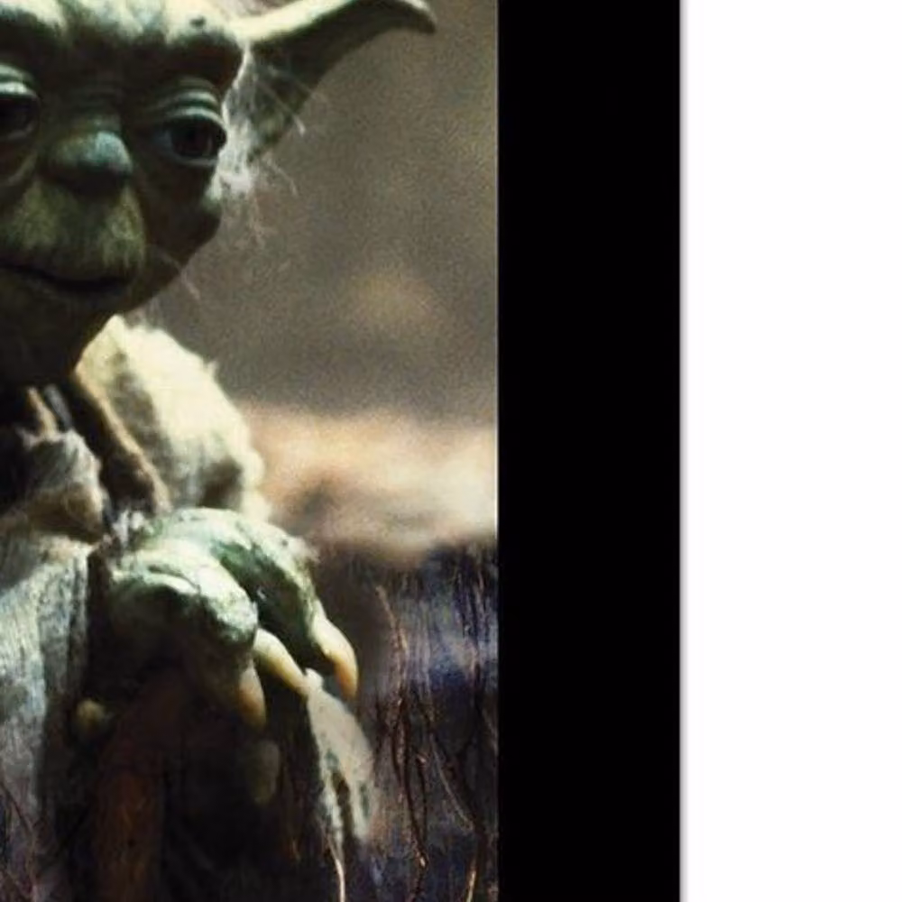 Star Wars Yoda Key Art Printed Framed Poster in Multicolour – 2