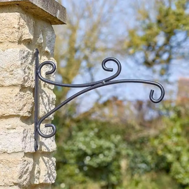 Marco Paul Black Steel Hanging Basket Planter Bracket – 1
