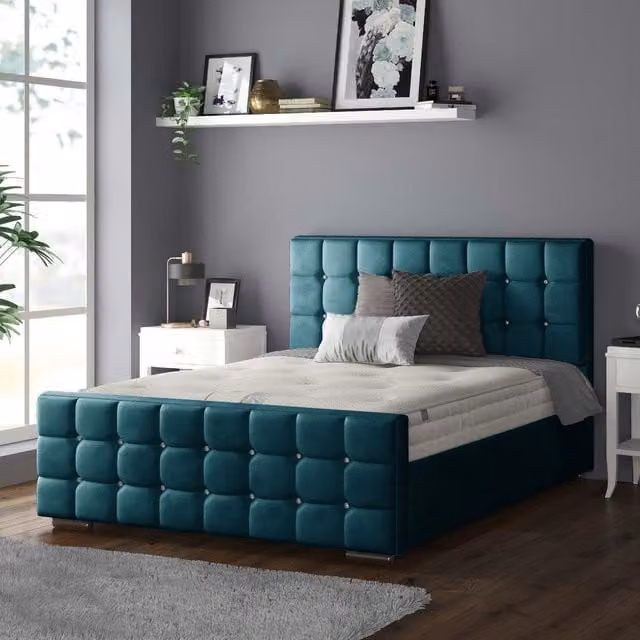 IH Design Chesterfield Upholstered Velvet Bed Frame in Petrol Green, W/D/H: 180 x 200 cm