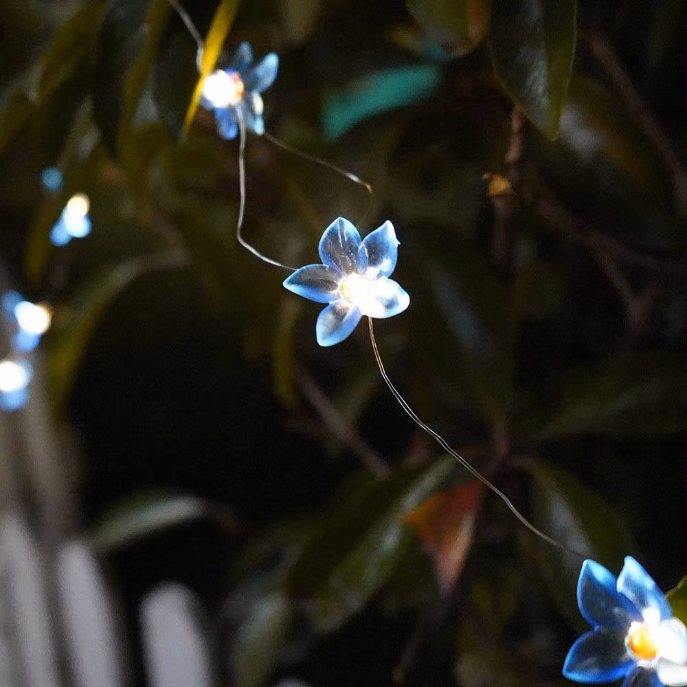 Voltico 30 Solar LED Lily Flower String Lights in Blue – 2