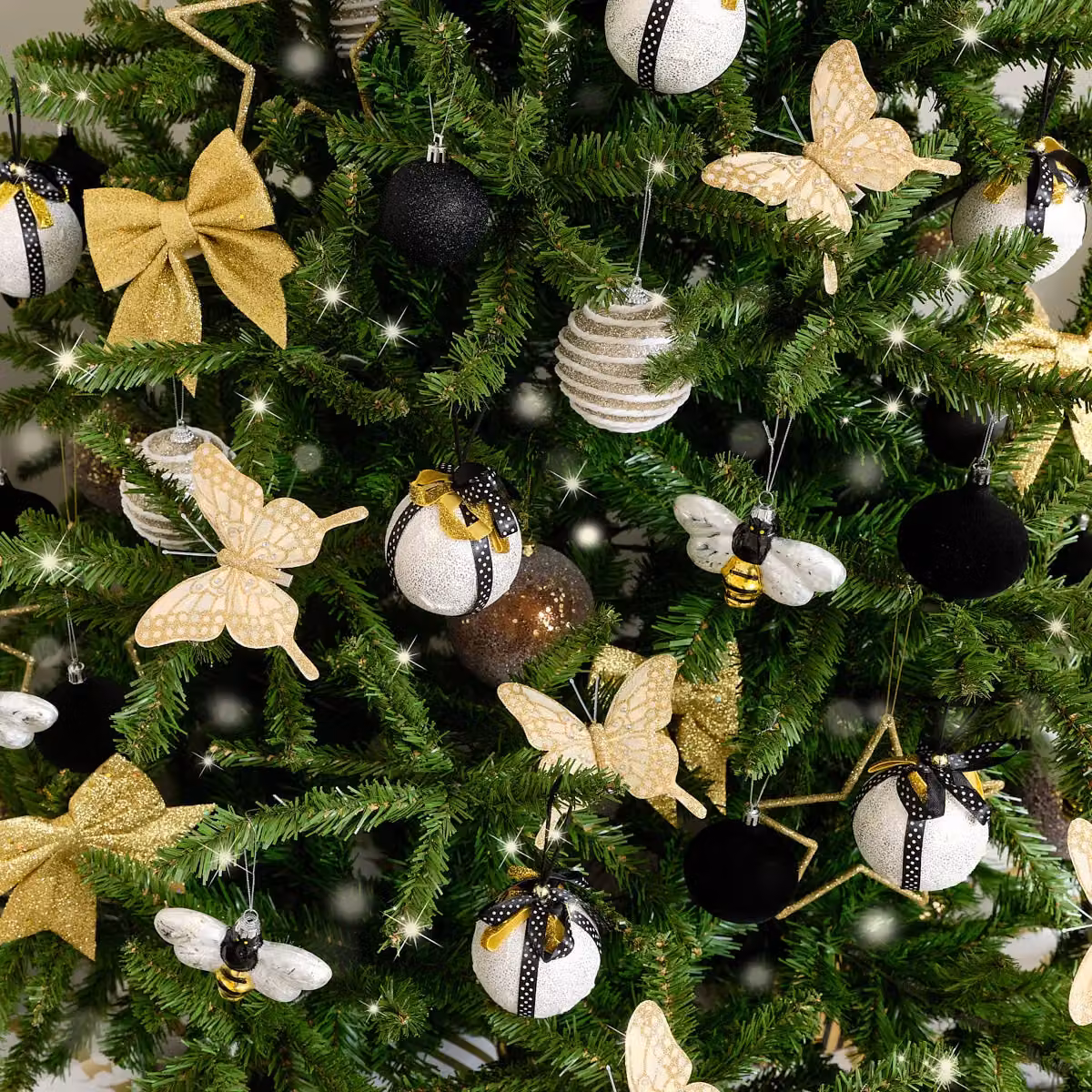 Melody Maison Set of 4 Gold Glitter Christmas Bow Hanging Pendants – 3