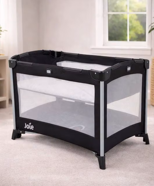 Joie Kubbie Travel Cot in Anthracite Grey