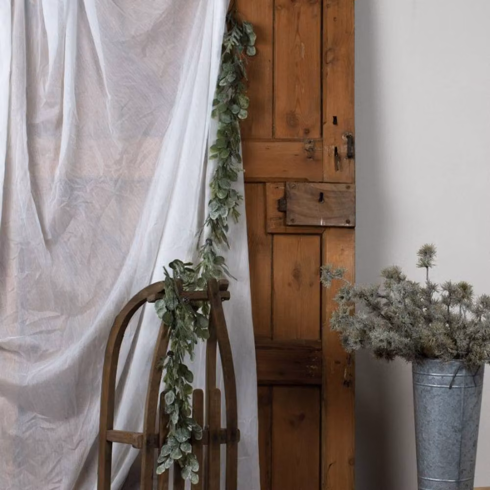 Lemon Pavilion Frosted Pine and Eucalyptus Christmas Garland in White and Green, W: 12 cm, D: 12 cm, H: 180 cm – 2