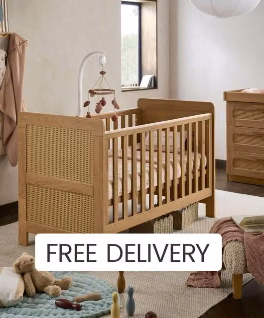 Mamas & Papas Esna Rattan Cotbed in Brown