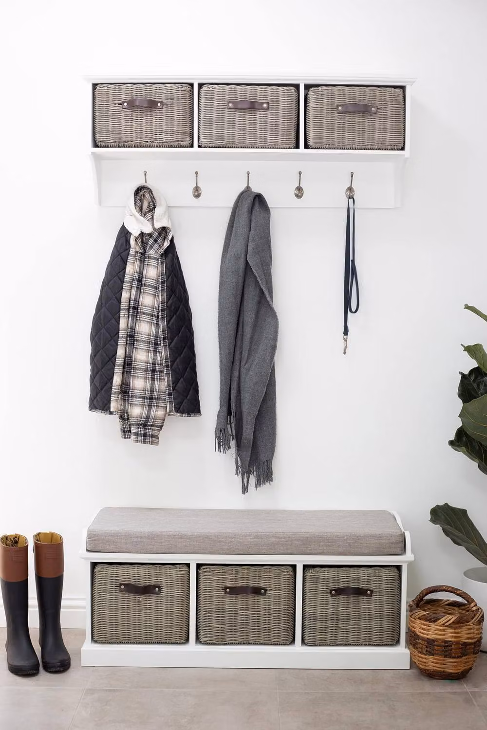 Statement Furniture Tetbury Bench in White with 3 Grey Faux Rattan Baskets and Grey Fabric Cushion – 3