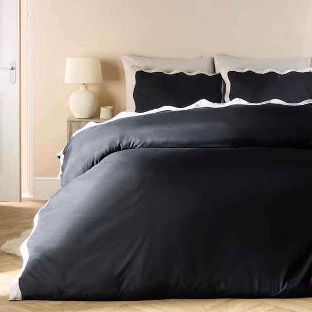 OHS Scallop Edge Duvet Cover and Pillowcase Set in Black/Stone