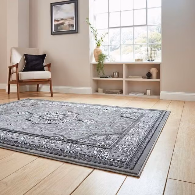The Rug Shop UK Traditional Easy To Clean Stain-Resistant Floral Area Rug in Silver, W: 200 cm, L: 290 cm – 1