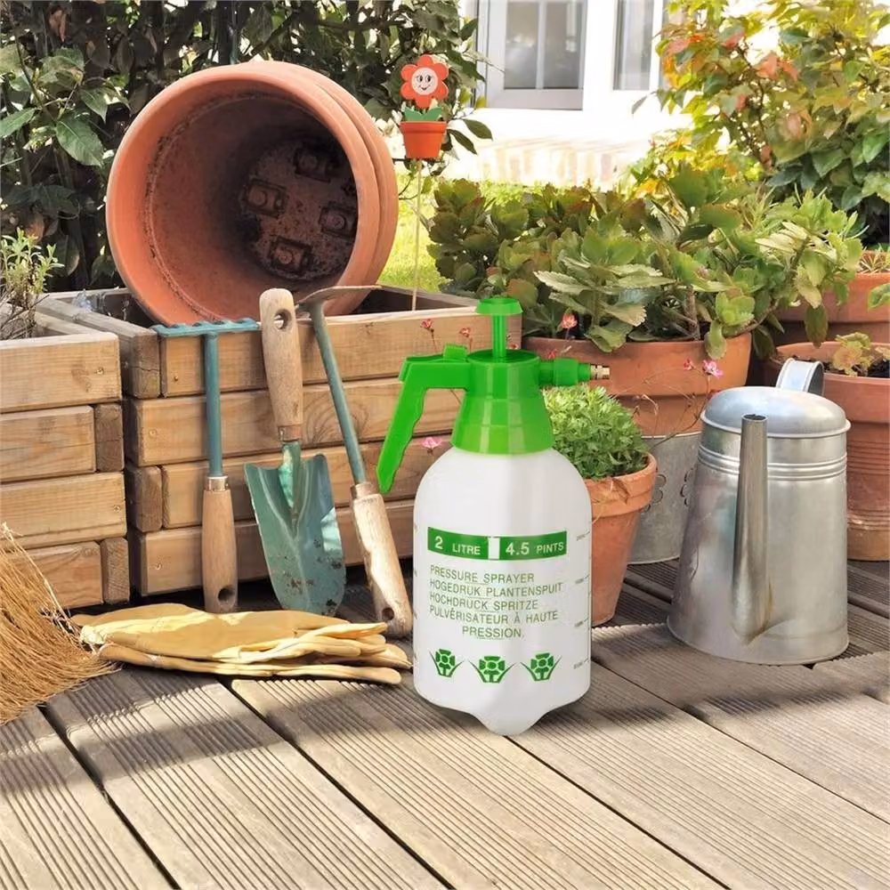 Nordara 2L Manual Pressure Sprayer Garden Water Spray Bottle in Green – 2