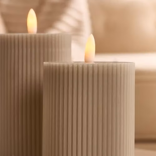 OHS Set of 3 Ribbed Flameless LED Pillar Candles in Beige, H: 15.0 cm, W: 7.5 cm, D: 7.5 cm – 2