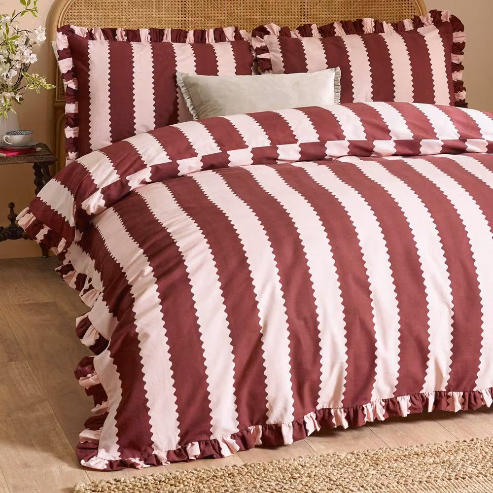 Furn Birdie Stripe Ruffle Reversible Cotton Duvet Cover Set in Red, W: 180 cm, H: 200 cm – 2