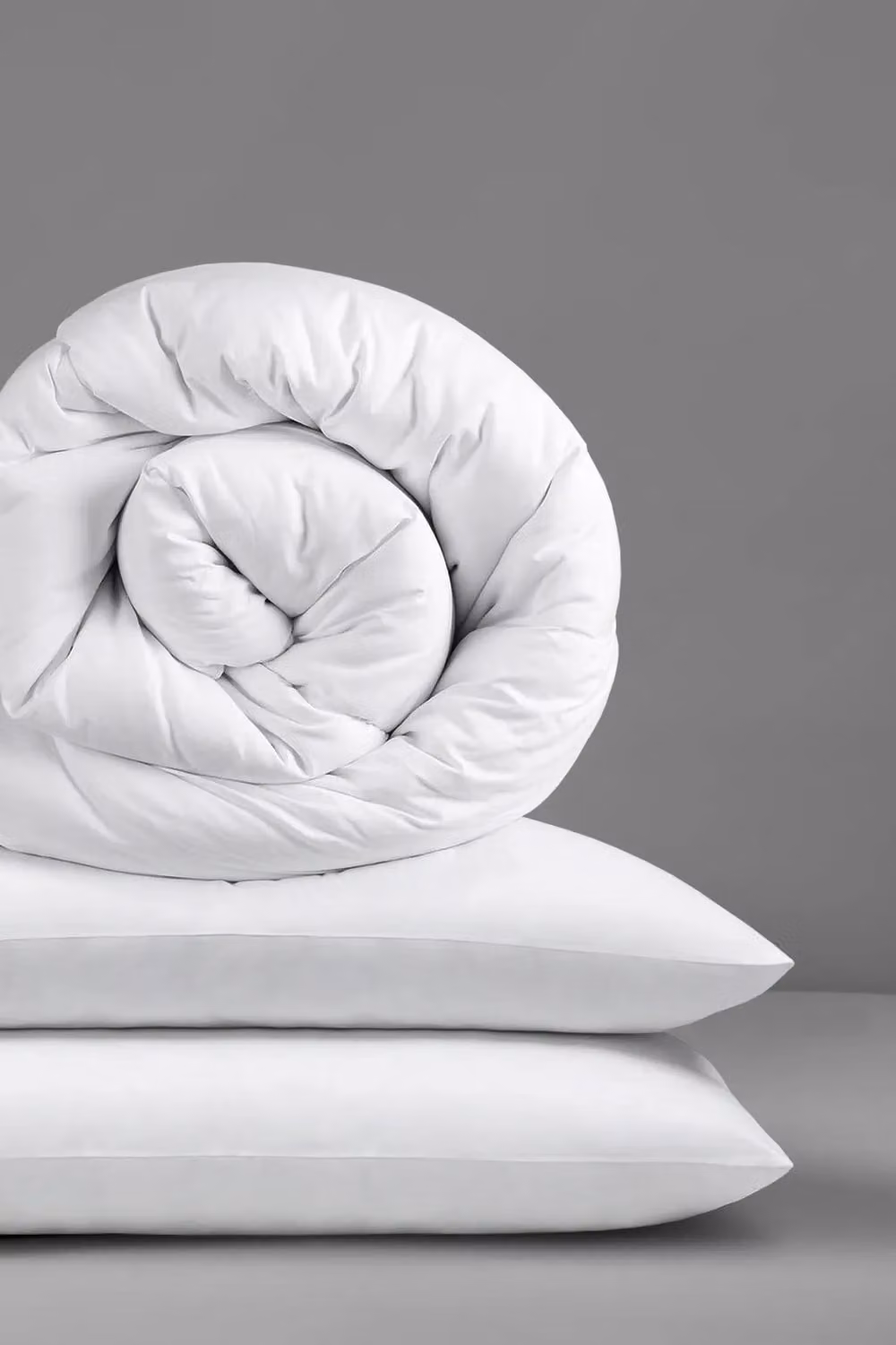 Slumberdown Anti Allergy 13.5 Tog Winter Hollow Fibre Duvet and 2 Pillows Set, White, Double – 2