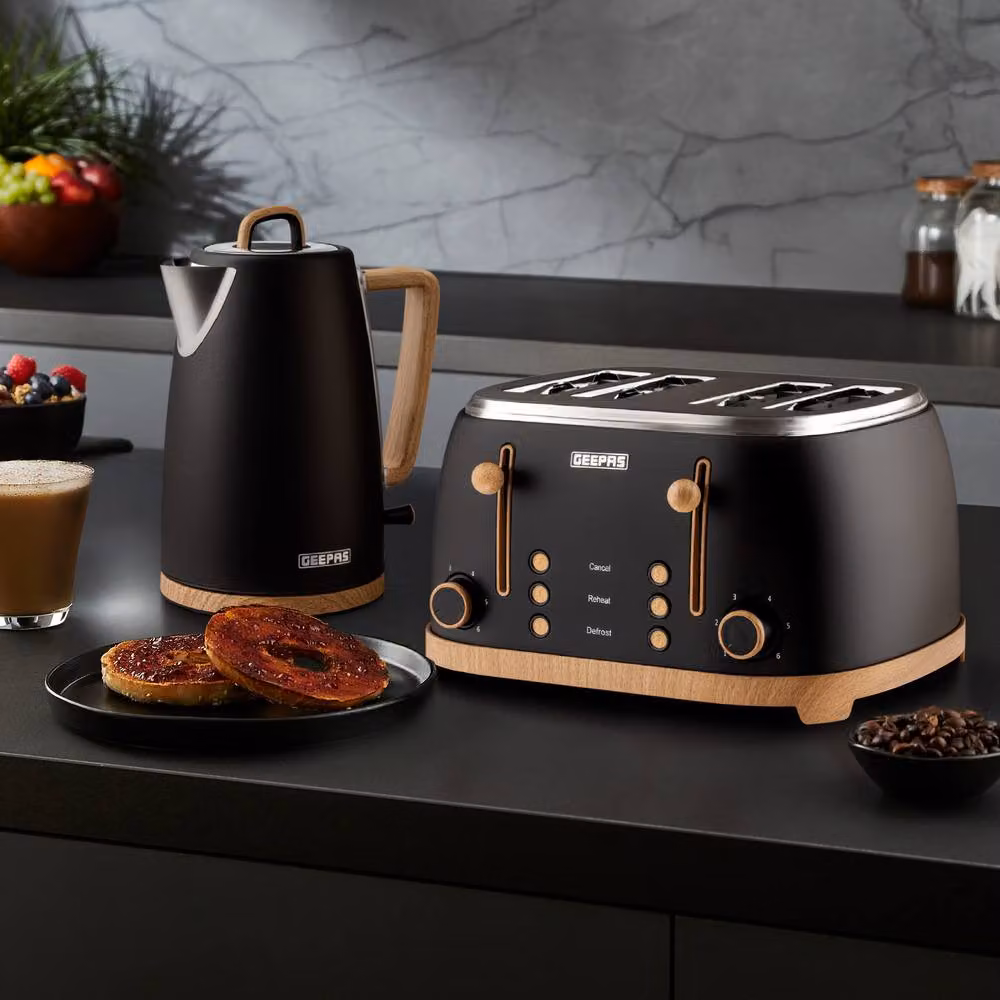 Geepas NordiQ Collection Kettle and 4 Slice Toaster Set with Wood Accents in Black and Stainless Steel – 2