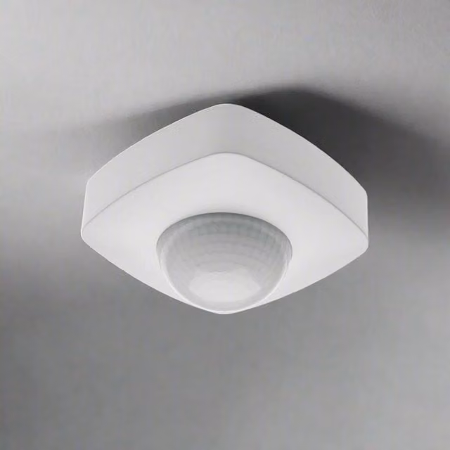 CGC Lighting White Surface Mount PIR Motion Sensor IP20 for Ceiling or Wall Mount